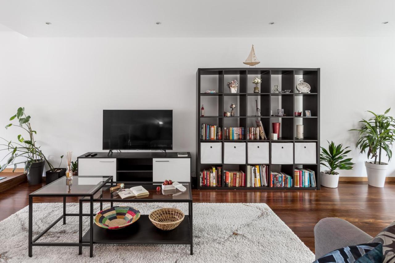 Joivy Sleek House Balcony & 2 Terraces In Porto Apartment Maía Екстериор снимка