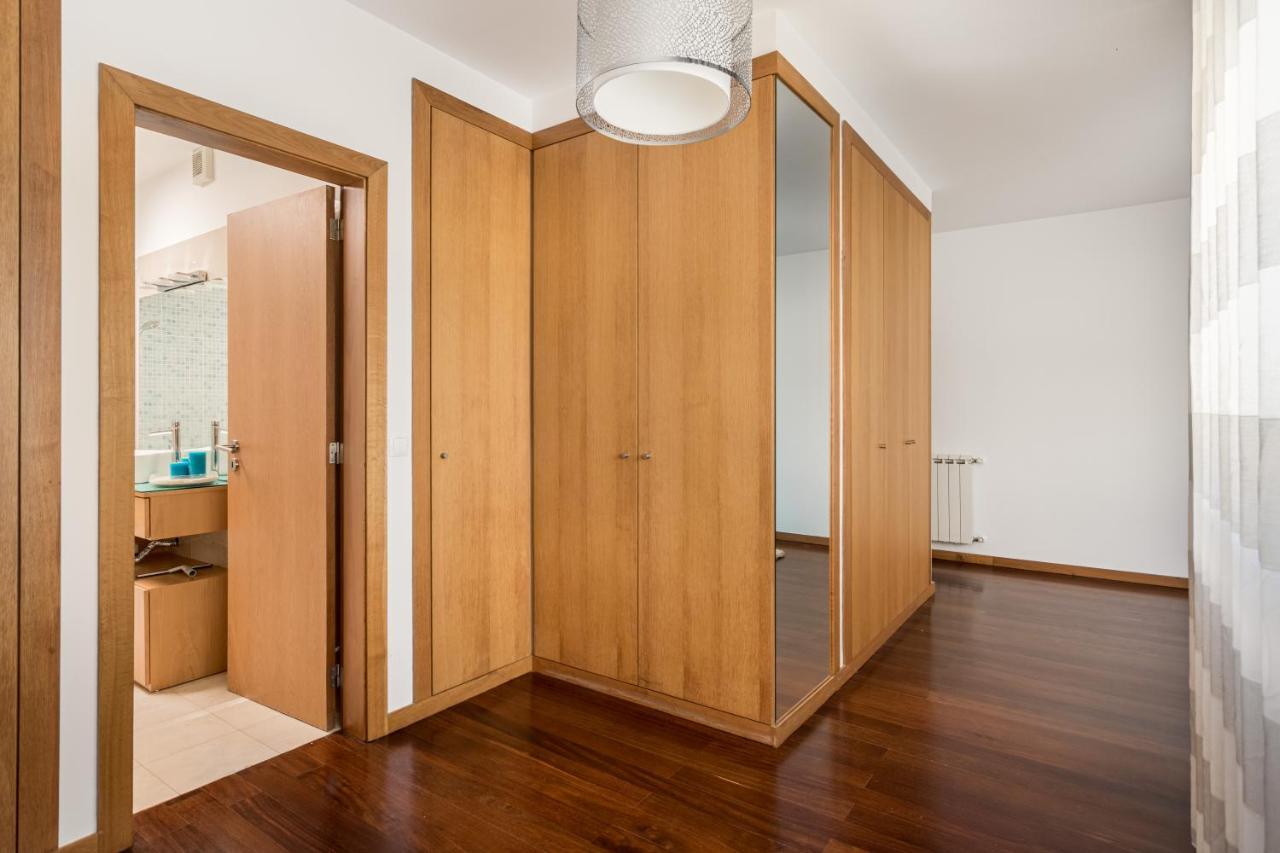 Joivy Sleek House Balcony & 2 Terraces In Porto Apartment Maía Екстериор снимка