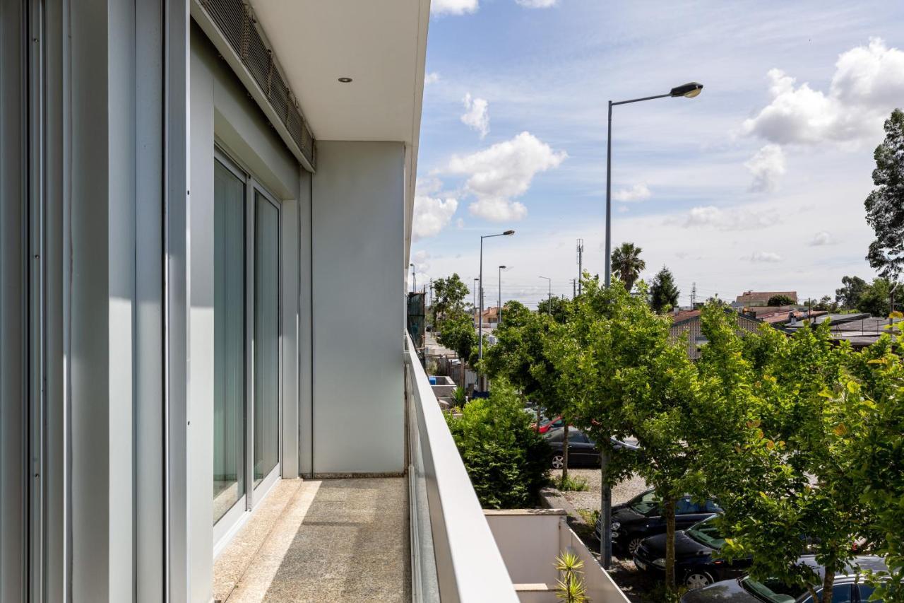 Joivy Sleek House Balcony & 2 Terraces In Porto Apartment Maía Екстериор снимка
