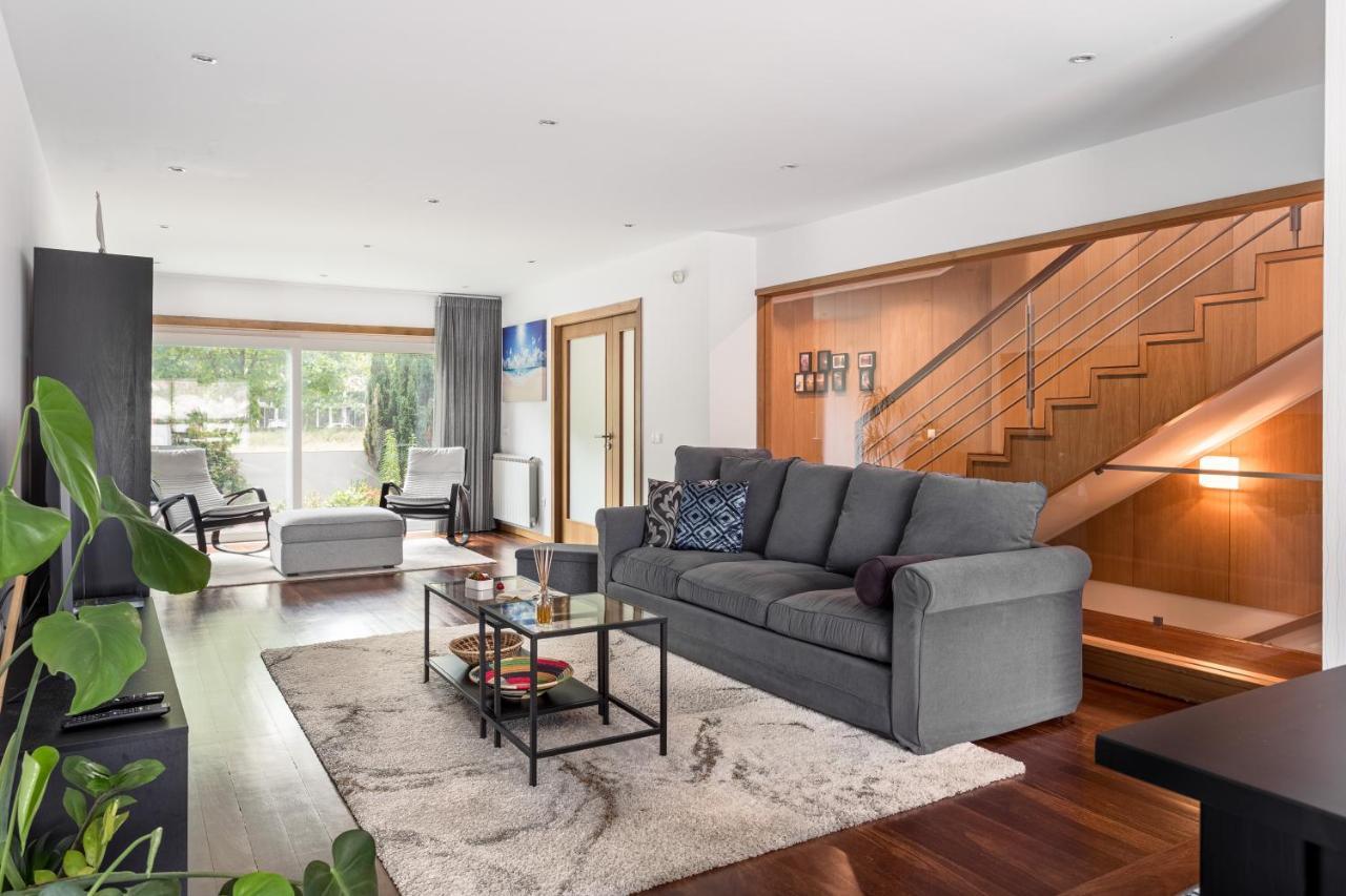 Joivy Sleek House Balcony & 2 Terraces In Porto Apartment Maía Екстериор снимка