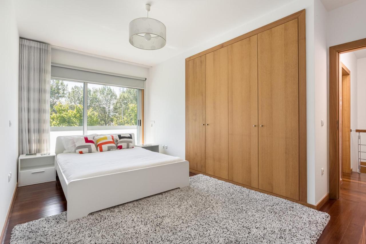 Joivy Sleek House Balcony & 2 Terraces In Porto Apartment Maía Екстериор снимка